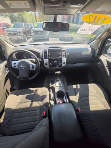 Nissan Frontier 2017.5 King Cab 4x4 SV V6 Auto 2017