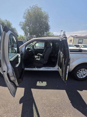 Nissan Frontier 2017.5 King Cab 4x4 SV V6 Auto 2017