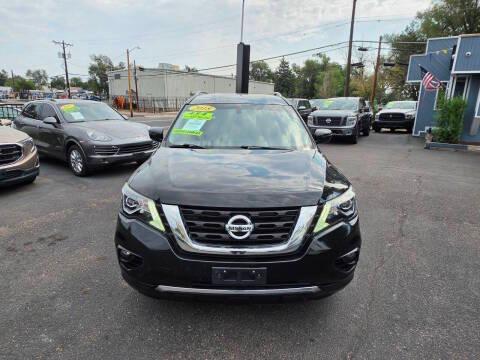 Nissan Pathfinder 4x4 SV 2018