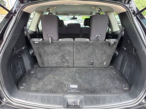 Nissan Pathfinder 4x4 SV 2018