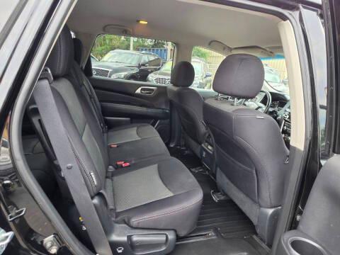 Nissan Pathfinder 4x4 SV 2018
