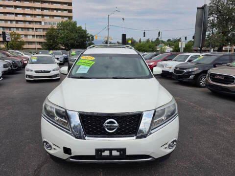 Nissan Pathfinder 4WD 4dr SL 2013