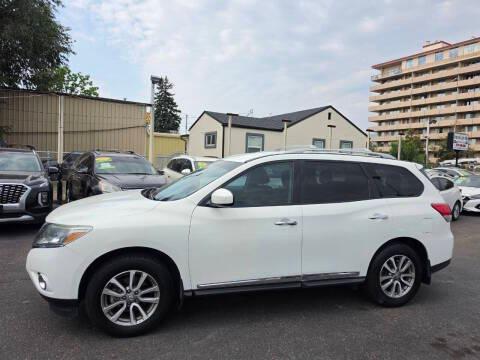 Nissan Pathfinder 4WD 4dr SL 2013