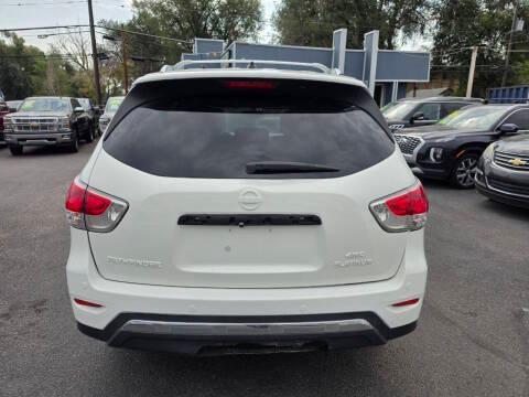 Nissan Pathfinder 4WD 4dr SL 2013