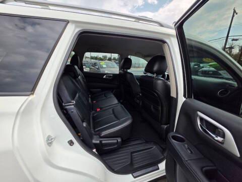 Nissan Pathfinder 4WD 4dr SL 2013
