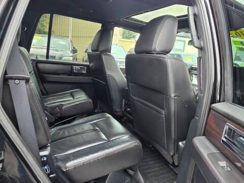 Lincoln Navigator 4WD 4dr Reserve 2016