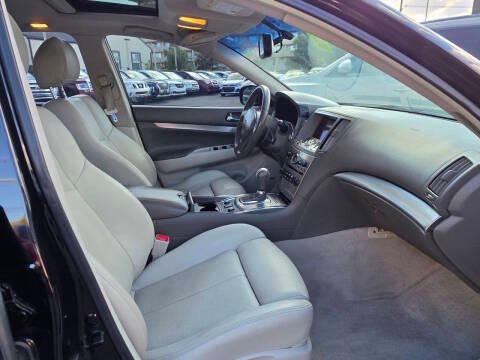 Infiniti G37 Sedan 4dr x AWD 2012
