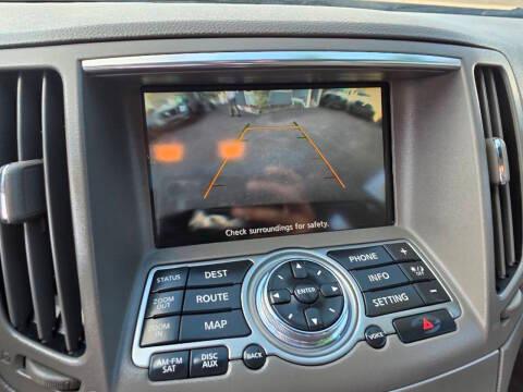Infiniti G37 Sedan 4dr x AWD 2012