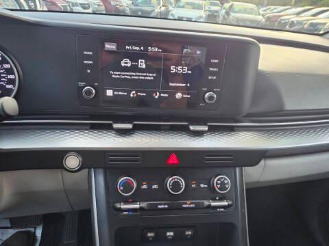 Kia Carnival LX FWD 2022