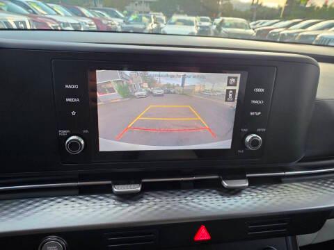 Kia Carnival LX FWD 2022