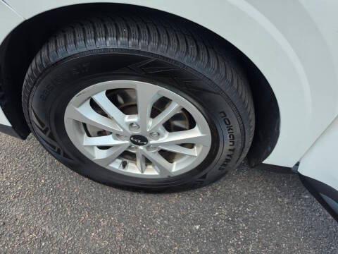 Kia Carnival LX FWD 2022