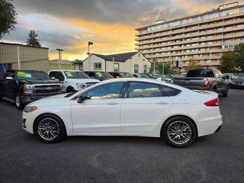 Ford Fusion photo 4