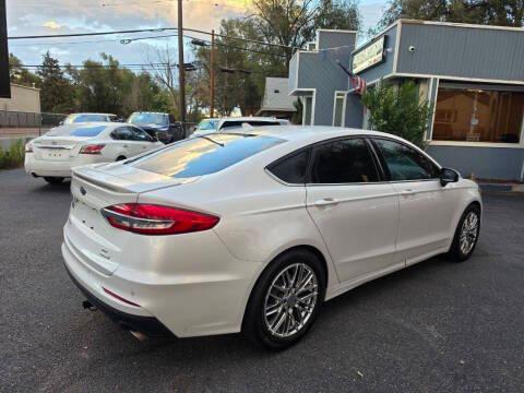 Ford Fusion photo 6