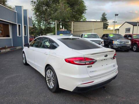 Ford Fusion photo 7