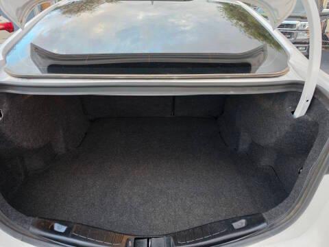 Ford Fusion photo 11