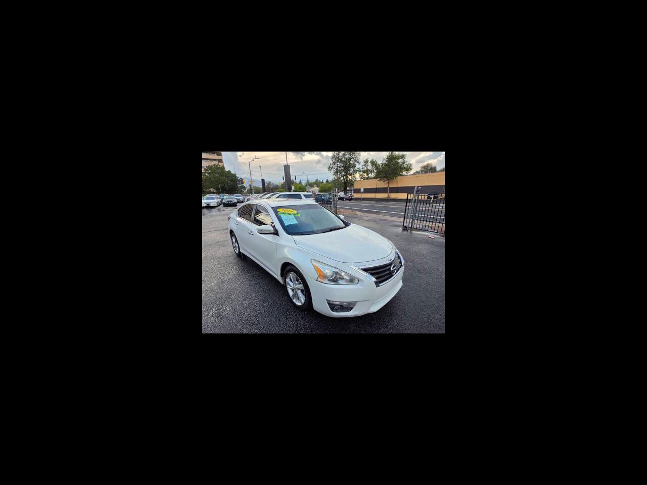 Nissan Altima 4dr Sdn I4 2.5 SL 2014