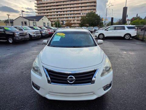 Nissan Altima 4dr Sdn I4 2.5 SL 2014
