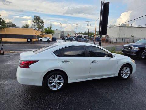 Nissan Altima 4dr Sdn I4 2.5 SL 2014