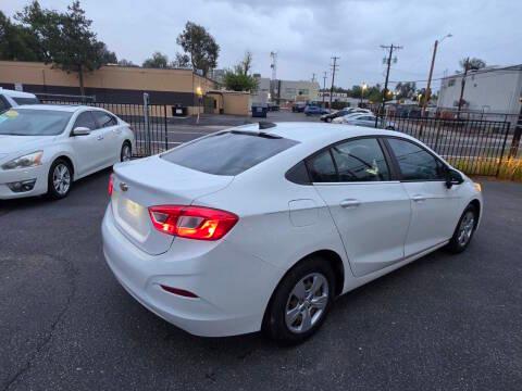 Chevrolet Cruze 4dr Sdn 1.4L LS w/1SB 2017