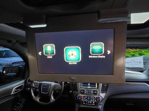 GMC Yukon photo 15