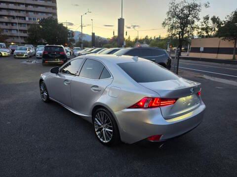 Lexus IS 250 4dr Sport Sdn AWD 2015