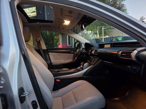 Lexus IS 250 4dr Sport Sdn AWD 2015