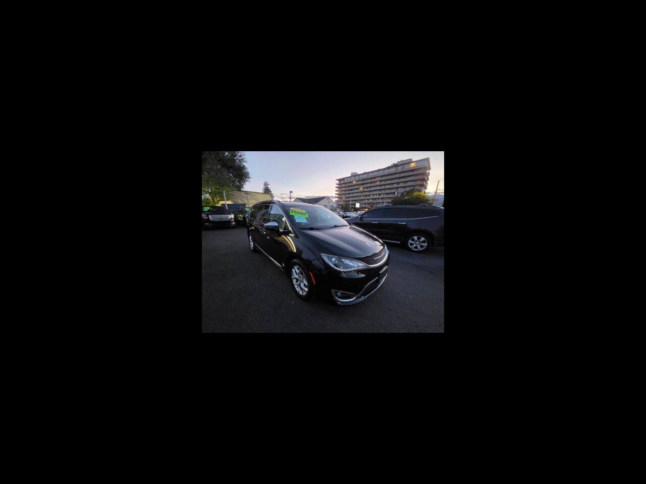 2020 Chrysler Pacifica Limited FWD