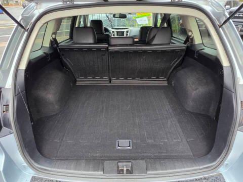 Subaru Outback photo 11