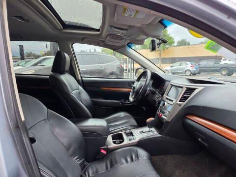 Subaru Outback photo 12