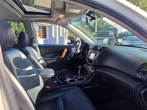 Toyota Highlander 4WD 4dr V6 Limited (Natl) 2013