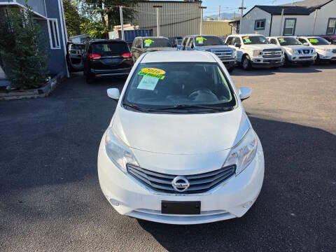 Nissan Versa Note 5dr HB CVT 1.6 S Plus 2016