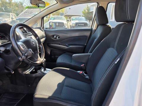 Nissan Versa Note 5dr HB CVT 1.6 S Plus 2016