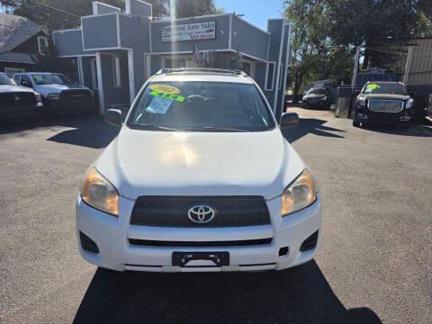 Toyota RAV4 photo 2