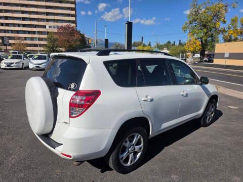 Toyota RAV4 photo 6