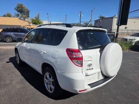 Toyota RAV4 photo 7