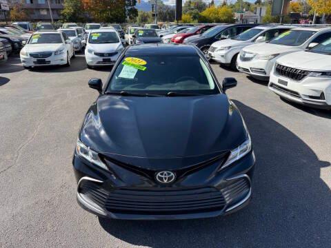 Toyota Camry photo 2