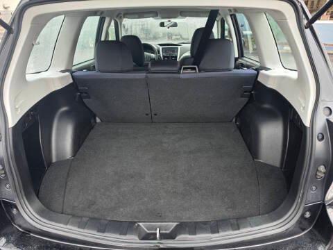 Subaru Forester photo 9