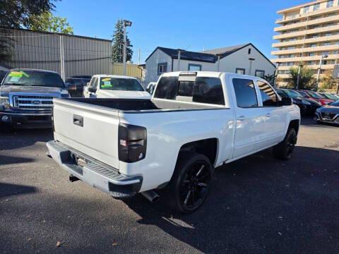 Chevrolet Silverado 1500 4WD Crew Cab 143.5" LT w/2LT 2016