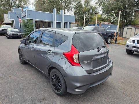 Nissan Versa Note SV CVT 2018
