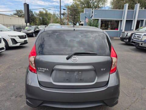 Nissan Versa Note SV CVT 2018