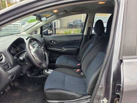 Nissan Versa Note SV CVT 2018