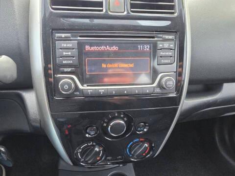 Nissan Versa Note SV CVT 2018
