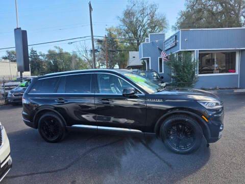 Lincoln Aviator Standard AWD 2021