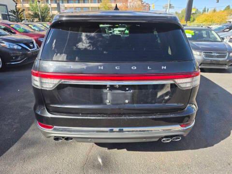 Lincoln Aviator Standard AWD 2021