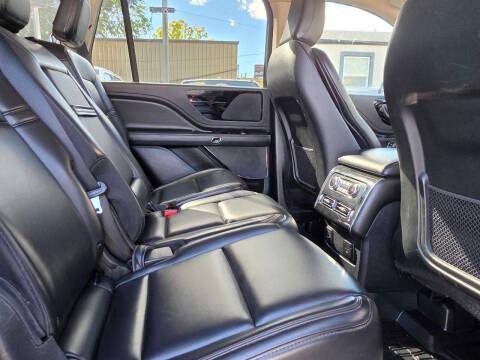 Lincoln Aviator Standard AWD 2021