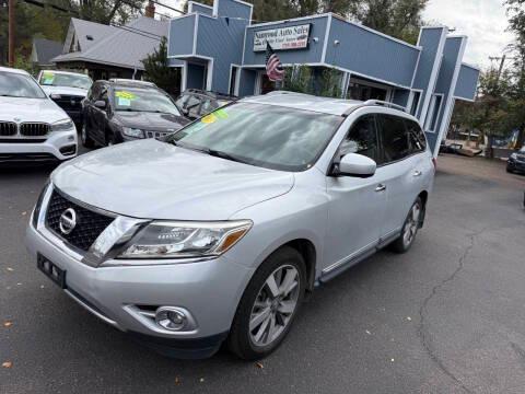 Nissan Pathfinder 4WD 4dr Platinum 2013
