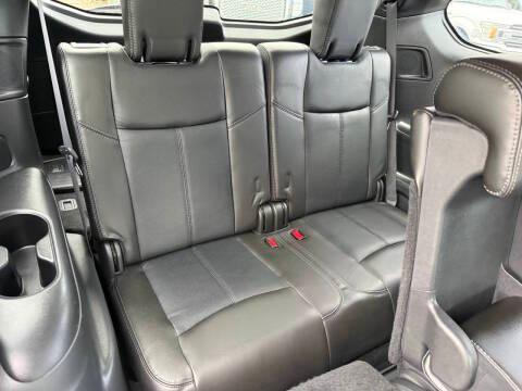 Nissan Pathfinder 4WD 4dr Platinum 2013