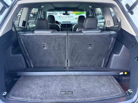Volkswagen Atlas 2021.5 3.6L V6 SEL Premium 4MOTION 2021