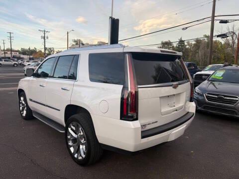 Cadillac Escalade 4WD 4dr Luxury Collection 2016