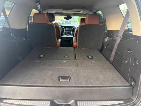 Cadillac Escalade 4WD 4dr Luxury Collection 2016